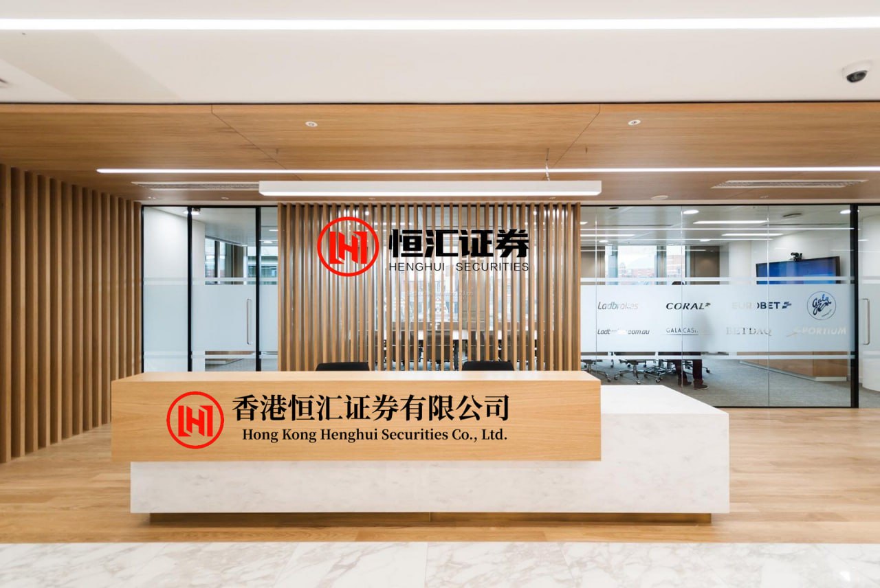 财牛配资 苹果计划至2027年推出五款新款iPhone，发力折叠屏之余考虑采用国产芯片